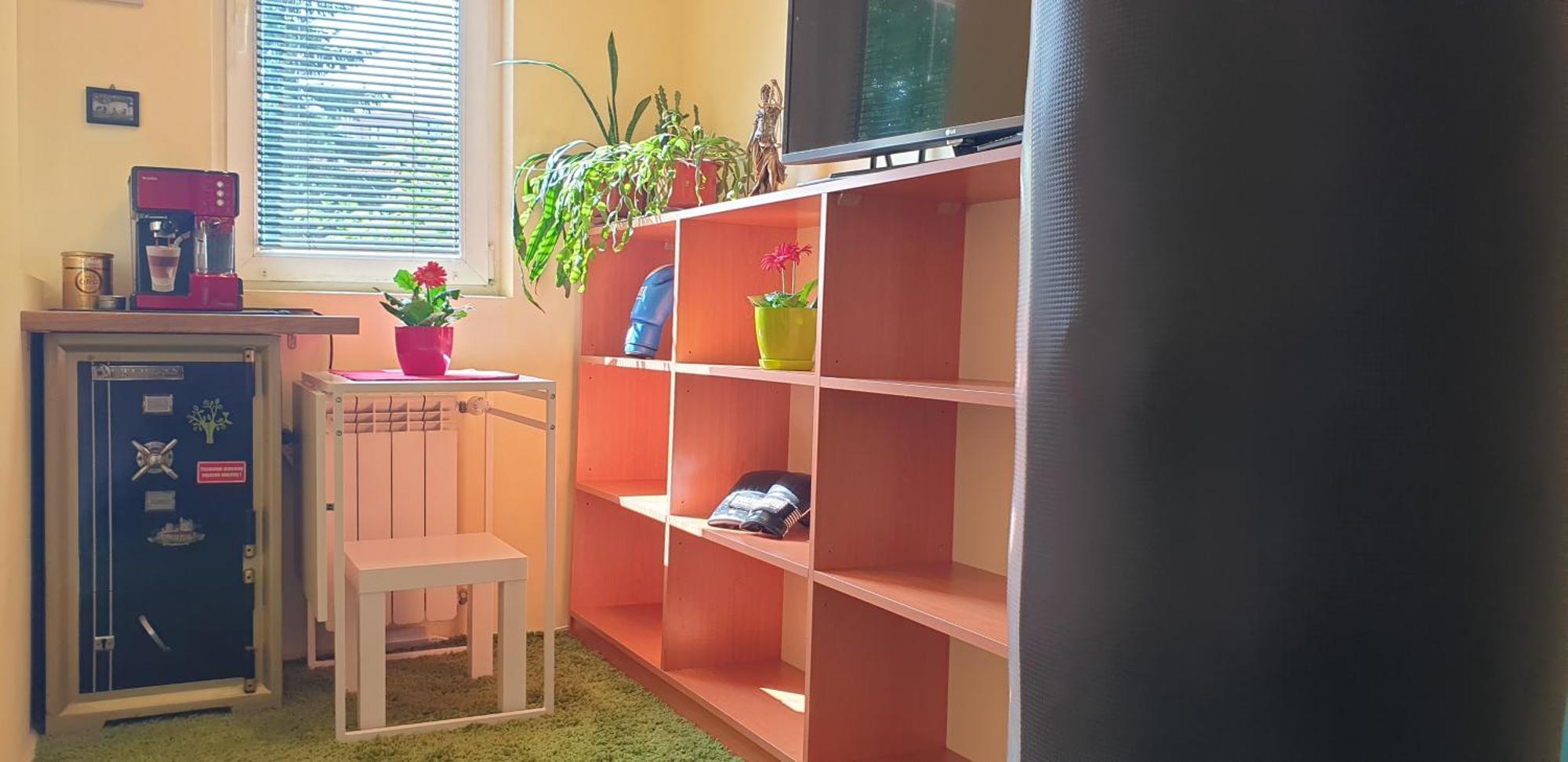 Private In The Center, Close To Subway, Medical Apartment *