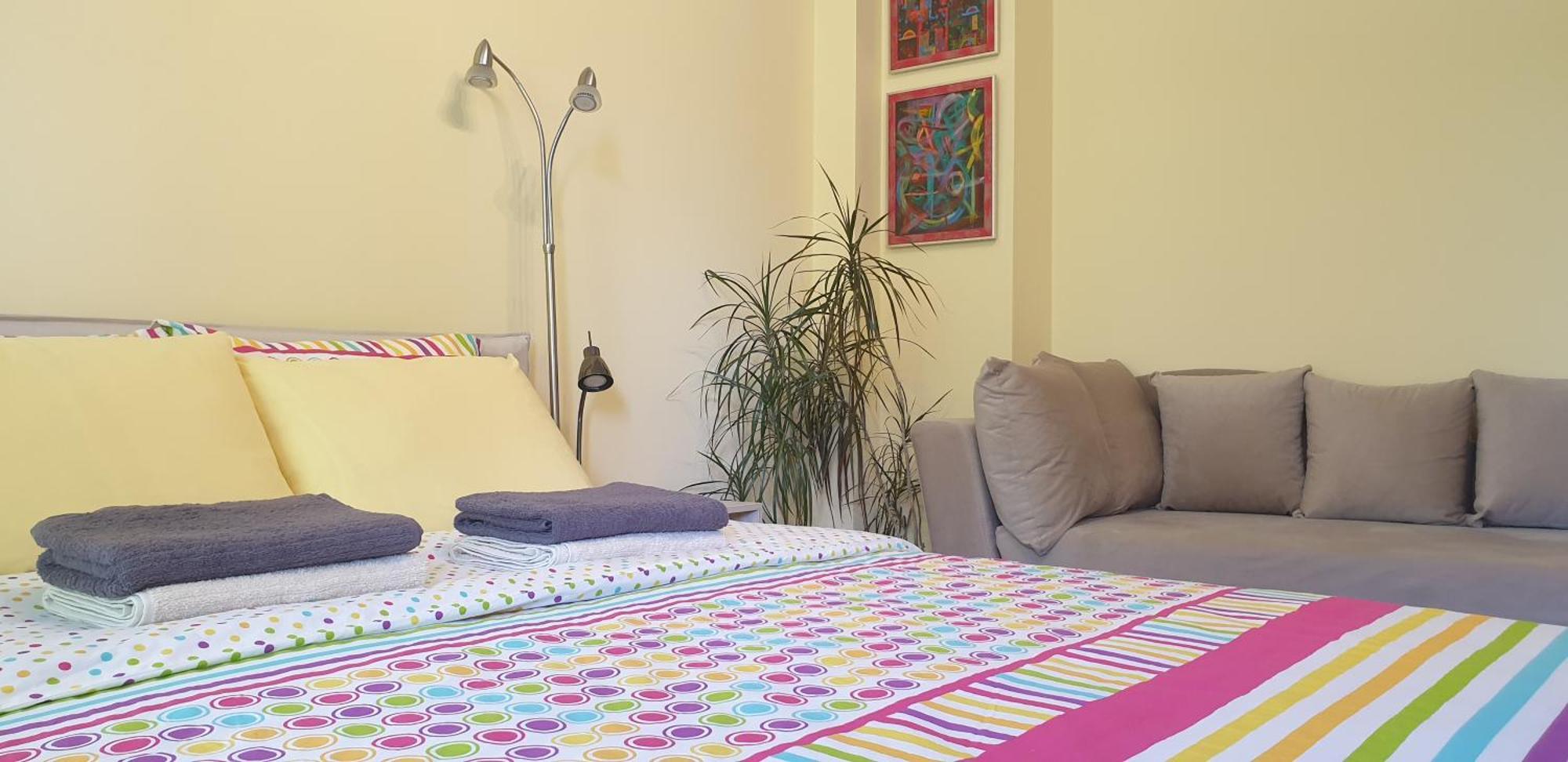 Private In The Center, Close To Subway, Medical Apartment Sofia